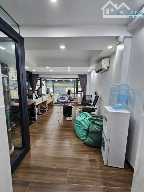 BÁN NHÀ PHÂN LÔ HOÀNG QUỐC VIỆT- Ô TÔ TRÁNH, VỈA HÈ- 60M2, 5 TẦNG_ GIÁ 17.5 TỶ - 4