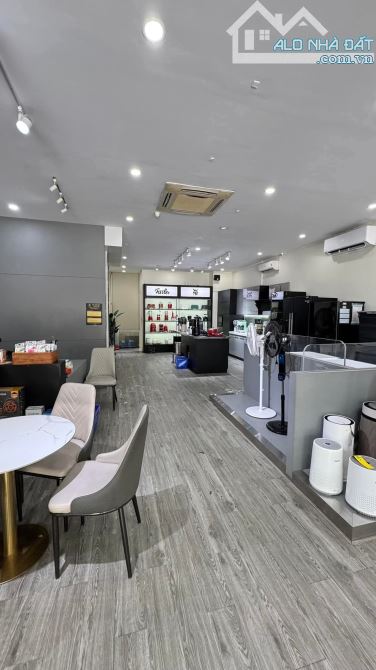 Bán nhà mặt phố Đê La Thành to Ngã Tư o chợ dừa thang máy kinh doanh dt 85 8t - 4