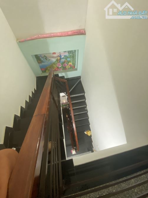 Bán nhà 1 Trệt 2 Lầu Dĩ An,đường 8m,Sổ Hồng Riêng thổ cư,giá đầu tư - 4