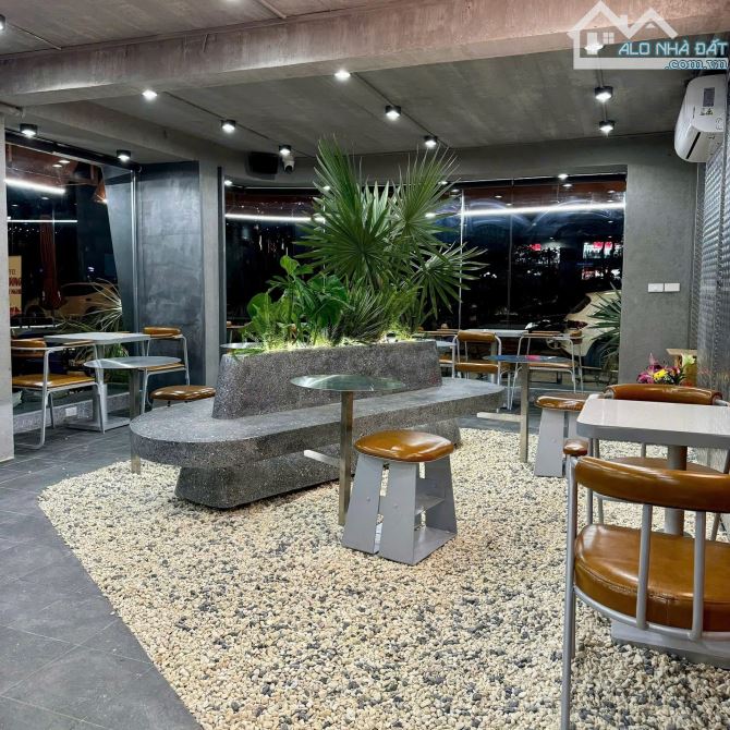 Mặt Phố Nghĩa Đô – Kinh Doanh Coffe, Vị Trí Đẹp Nhất Phố, 80m2, 4 Tầng, MT 6.5m, DT 100tr - 4