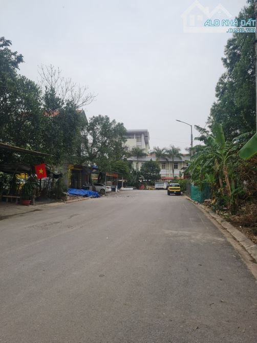 Bán Đất Đường Nguyễn Thái học , Tân Mỹ, TP Bắc Giang. 104m2, MT4,5m. Đường 20m. Giá 2,8 tỷ - 5