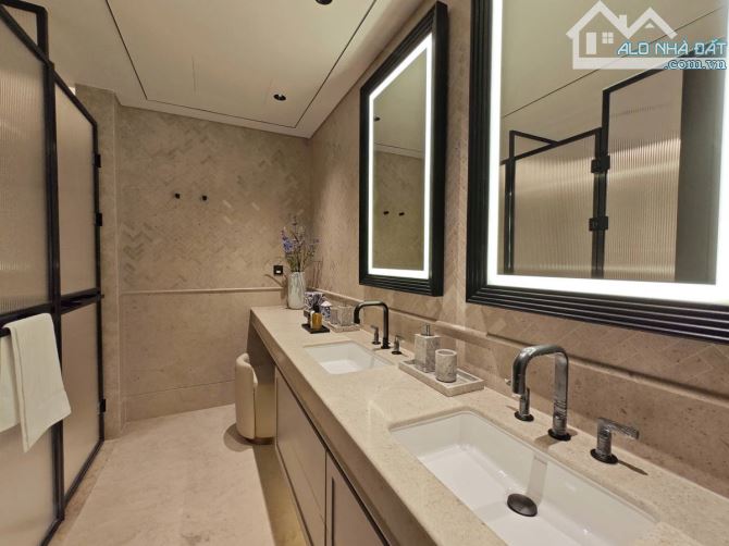 Chuyển nhượng căn hộ The Grand Hà Nội, 22 Hàng Bài,Hoàn Kiếm, 3 ngủ, 152 m2 chỉ 98 tỷ - 5