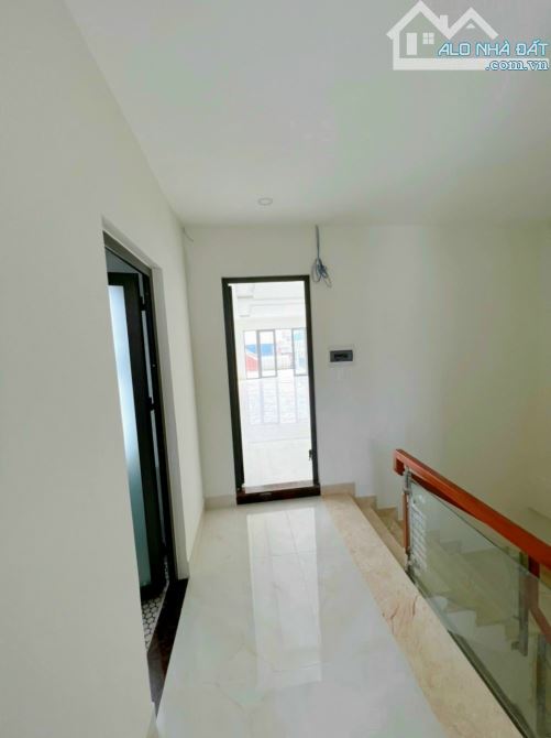 Bán nhà 1 trệt 2 lầu mặt tiền Phan Trung, gần VinCom, Biên Hòa, gần 250m2, giá 27 tỷ. - 5