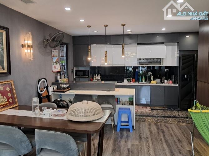Bán chung cư cao cấp Greenpark Việt Hưng .DT:121m2 .3pn +2vs. Full nội thất - 5