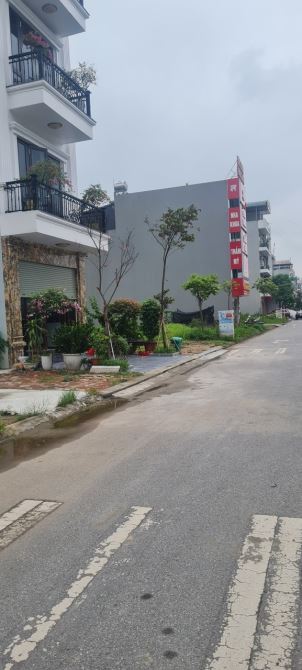 Bán Đất Khu Đô Thị BigC Bắc Giang, tỉnh Bắc Giang. 96m2, Mặt tiền 5,5m. Giá 7,3 tỷ - 5