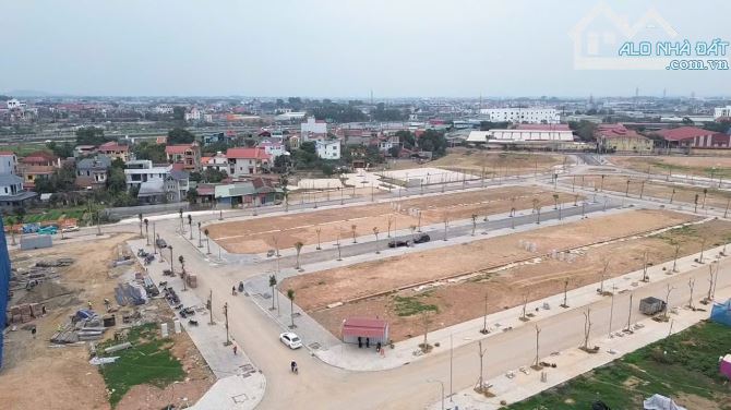 BÁN ĐẤT NỀN DỰ ÁN DREAM CITY, DĨNH KẾ, CẠNH NHÀ THI ĐẤU T.P BẮC GIANG - 75M2 - 4,9 TỶ - 5