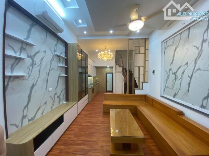 XUÂN ĐỈNH GIÁ 9,5 tỷ 50m 5 TẦNG 2 THOÁNG CÁCH ĐƯỜNG Ô TÔ 10 m NHÀ MỚI Ở LUÔN - 5