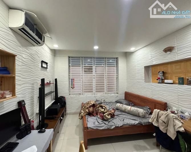 SIÊU PHẨM! Villa CHÂU ÂU Ngay Tân Quý, Tân Phú – 162m² (7x22m) Nở Hậu, 4 Tầng - 19.5 Tỷ - 5