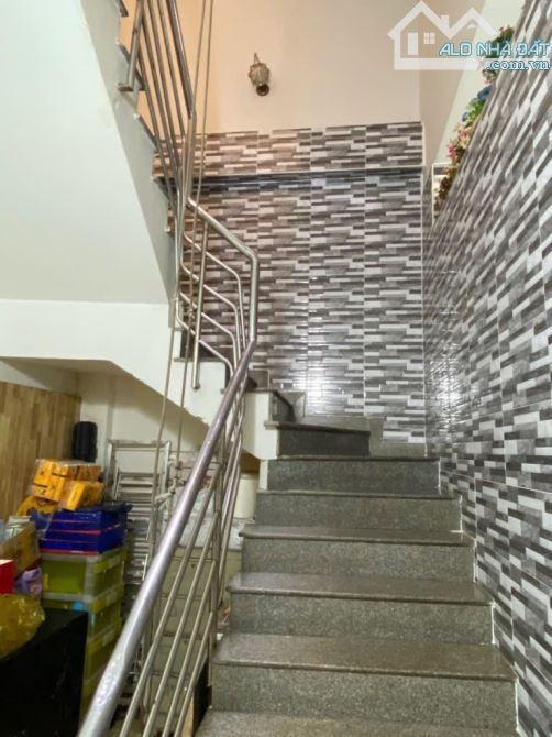 Nhà DT Rộng 96m2(4.1x18) Khu Lạc Long Quân - P10 - Tân Bình - 5