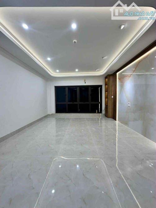 Chính chủ bán nhà mới xây 8tầng, 39m, ô tô ngủ trong nhà, Royal Nguyễn Trãi, Thanh Xuân - 5