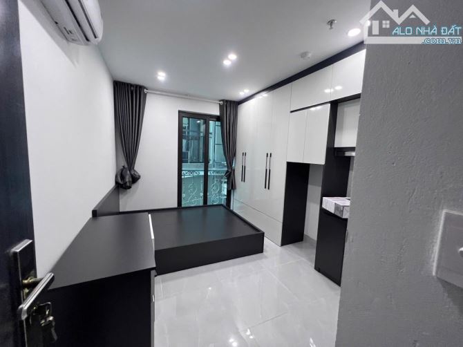 Ngon! Bán CHDV - Lạc Long Quân, Tây Hồ -22Phòng -7 Tầng,Thang Máy -70M2 - MT6m -20 Tỷ Hơn - 6