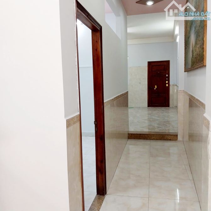 Nhà Mới 2 Lầu 4.3x24m Mặt Tiền Đường Hiệp Thành 26, P.Hiệp Thành Quận 12 Giá 14tr/th Cọc 2 - 8