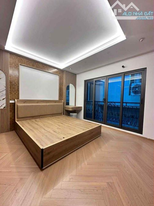 Chính chủ bán nhà mới xây 8tầng, 39m, ô tô ngủ trong nhà, Royal Nguyễn Trãi, Thanh Xuân - 8