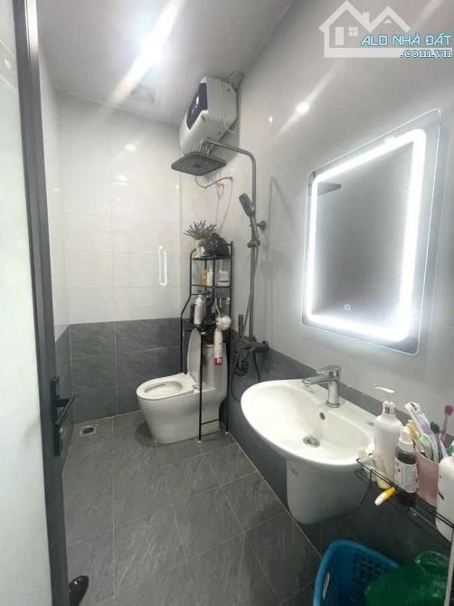 Bán Nhà Kim Giang – Nhà Đẹp, Ô Tô Tránh, 3 Ngủ, Đầy Đủ Nội Thất – Chỉ 5 Tỷ, Gần Công Viên, - 9