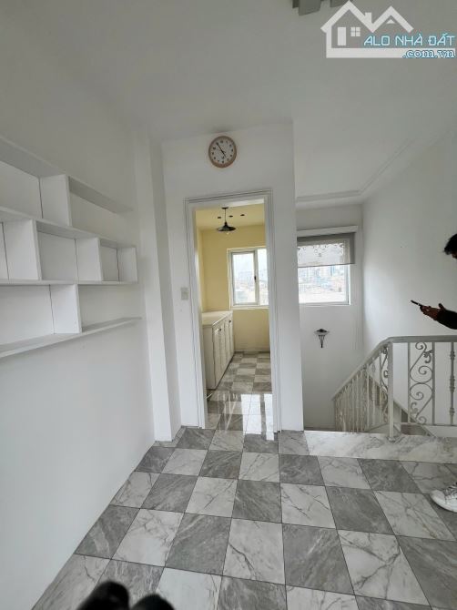 BÁN NHÀ CỐNG QUỲNH QUẬN 1 – HẺM 4,5M - 5 TẦNG FULL NỘI THẤT - GIÁ CHỈ 11 TỶ (TL) - 9
