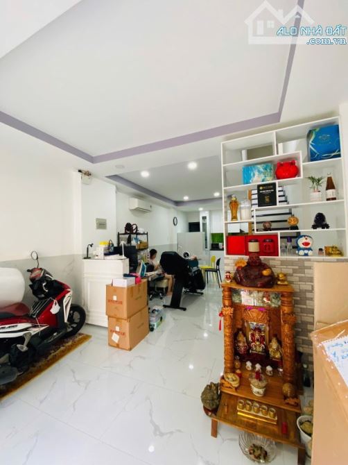 NHÀ ĐẸP HXH ĐƯỜNG NGUYỄN VĂN KHỐI PHƯỜNG 8 GÒ VẤP CHỈ HƠN 5TỶ - 4 TẦNG- 44m2- 3PN- 4WC - 9