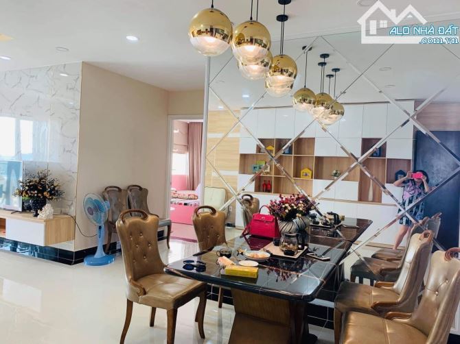Cho thuê căn hộ Dic phoenix 3PN full nội thata view hồ - 9