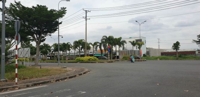 Chủ gửi bán 448m2 thổ cư. KHU CÔNG NGHIỆP HÒA BÌNH - THỦ THỪA - LONG AN - 9