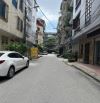 bán nhà Hoàng Ngân - 56m2 - ngõ rộng 4m - oto đỗ cựa - 13,3 tỷ