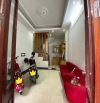 cần cho thuê nhà riêng trong ngõ Đội Cấn 40m2 x 5 tầng