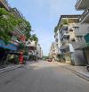 BÁN NHÀ PHÂN LÔ HOÀNG QUỐC VIỆT- Ô TÔ TRÁNH, VỈA HÈ- 60M2, 5 TẦNG_ GIÁ 17.5 TỶ