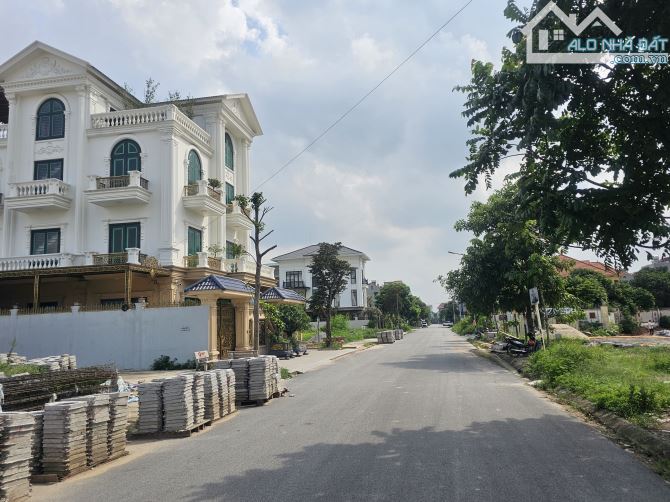 Bán đất đại hoàng long nhìn chếch hồ DT 263m, MT 15m, Hướng TB,Giá 21,5 tỷ - 4