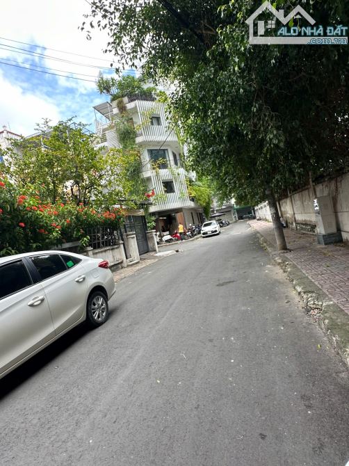 Siêu Phẩm Cư Xá Lữ Gia đường nhựa 10m 8x16m vuông vức CT Hầm lửng 5 lầu giá 29 tỷ