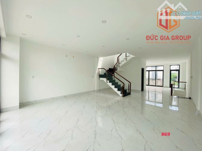 Cho thuê nhà 1 trệt 2 lầu mới 100% trong KDC Bửu Long giá chỉ 15tr/tháng