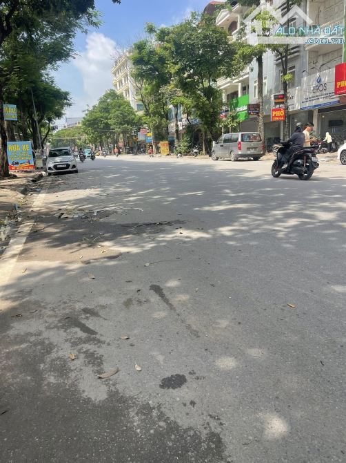 BÁN NHÀ MẶT PHỐ NGUYỄN CẢNH DỊ - HOÀNG MAI 54m 5 TẦNG MẶT TIỀN 4.2m GIÁ 27,7 TỶ.
