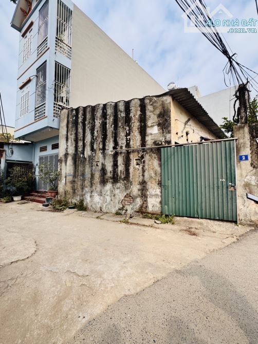ĐẤT LIÊN MẠC -BẮC TỪ LIÊM  LÔ GÓC - XÂY CCMN DÒNG TIỀN 90M ,OTO TRÁNH MT7,6 M GIÁ 9,3 ĐỒNG