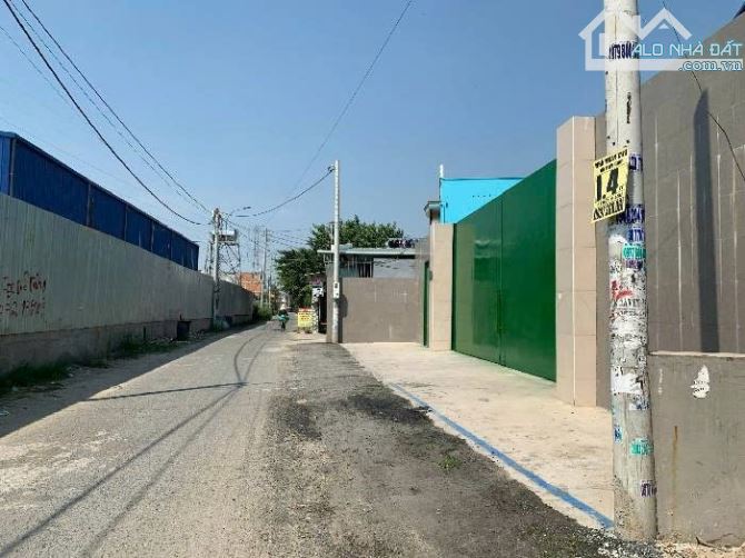 Bán nhà xưởng mặt tiền APĐ27, phường An Phú Đông, Quận 12, 1.700.8m², 59.8 tỷ