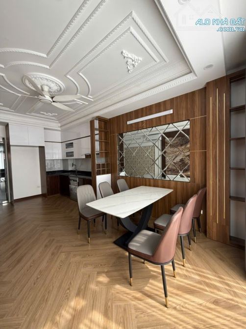 Bán nhà Nguyễn Đức Cảnh, Hoàng Mai - 44m2, 5 tầng, MT 4m - Gần phố Ngõ thẳng tắp - 9.1 tỷ