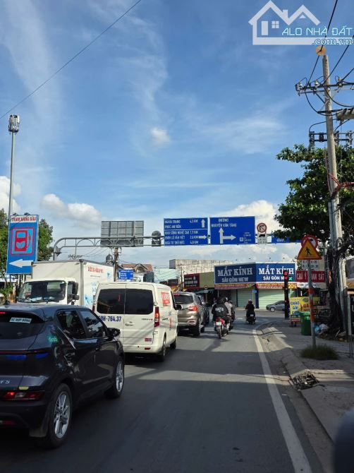 🔥BÁNĐẤT MẶT TIỀN ĐƯỜNG HOÀNG HỮU NAM, LÊ VĂN VIỆT QUẬN 9 (TP. THỦ ĐỨC) – 195M2 TẶNG NHÀ C