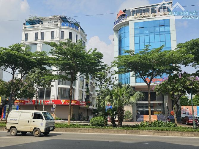 Hàng hiếm nhà phố Lê Trọng Tấn, Hà Đông 480m2 MT24m, ô tô tránh kinh doanh giá 97 tỷ