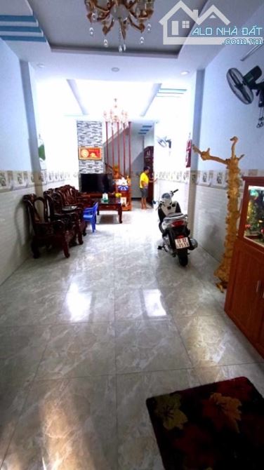 BÁN NHÀ MỚI ĐẸP HẺM XE HƠI KHU PHÚ THỌ HOÀ, 60M2, 4 TẦNG, 7.8 TỶ TL
