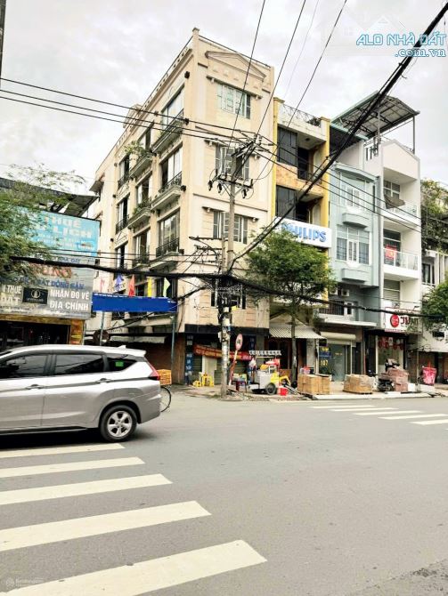 BÁN NHÀ GÓC 2 MẶT TIỀN ĐINH BỘ LĨNH, P26, BT.DT:4,2X20, GIÁ:20 TỶ