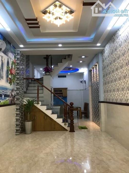 Cơ Hội Đầu Tư: Nhà Hẻm 3/2, P.14, Q.10 – 97,4m², 2 Tầng, Chỉ 14,57Tỷ