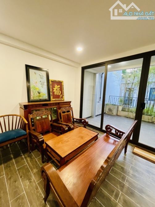 Gấp bán nhà 3 tầng Điện Biên Phủ, Bình Thạnh, giá 15 tỷ, dt 82m2.
