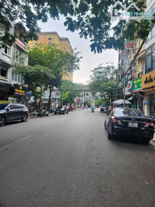 Bán nhà mặt phố Trần Đăng Ninh 39m 5 tầng giá chỉ 18 tỷ
