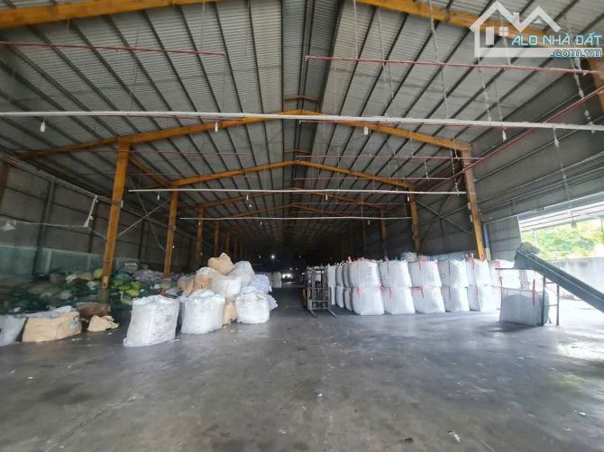 Cho thuê xưởng diện tích 5.000m2 ở Đức Hòa, Long An giá 150tr/tháng đường xe container