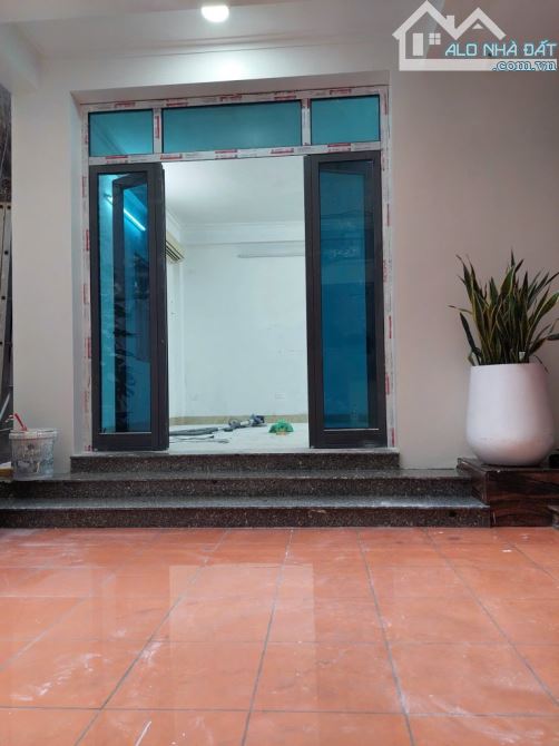 🏡 HOÀNG QUỐC VIỆT - 7 TẦNG - THANG MÁY - KHÔNG GIAN SỐNG LÝ TƯỞNG - CHUẨN HIỆN ĐẠI
