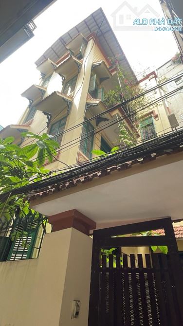 BÁN BIỆT THỰ 4T SIÊU ĐẸP 20M RA MP THỤY KHUÊ TÂY HỒ, Ô TÔ NHỎ VÀO NHÀ DT 110M2 MT 8M 24 TỶ