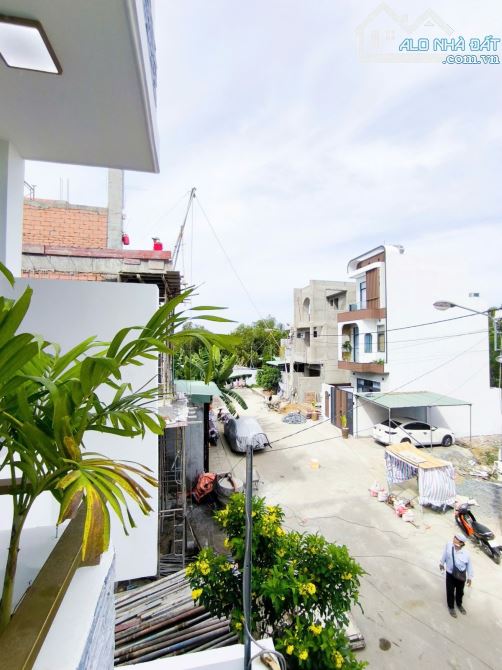 💥 NHÀ PHỐ 54M2, 3 TẦNG, MỚI TINH, Ô TÔ, HOÀN CÔNG ĐỦ.