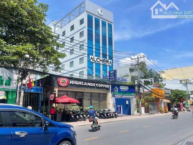Bán nhà  lô góc mặt tiền  Nguyễn Xí  .DT 115 m2. Giá 24.7 tỷ ,P13 Bình Thạnh