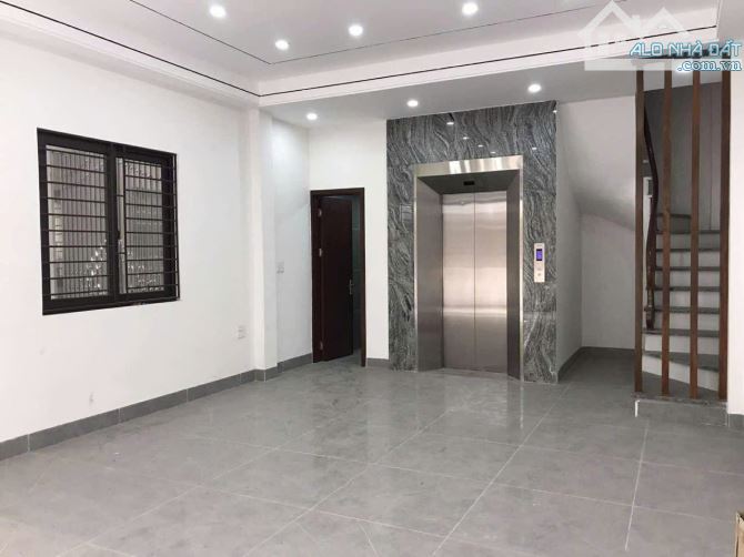 BÁN NHÀ MỚI, ĐẸP ÁI MỘ – TRUNG TÂM – GARA Ô TÔ – LÔ GÓC – 67M2 CHỈ 16,5 TỶ