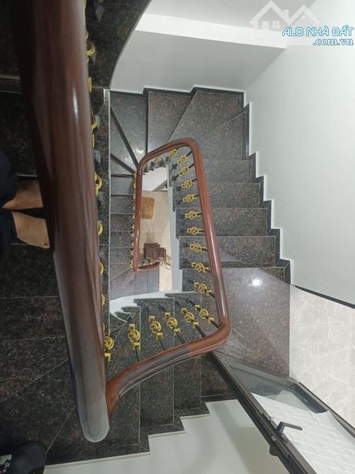 BÁN NHÀ PHÚ ĐÔ 6 TẦNG, LÔ GÓC,THANG MÁY, Ô TÔ TRÁNH ĐỖ ,NỘI THẤT XỊN SÒ 19,5 TỶ