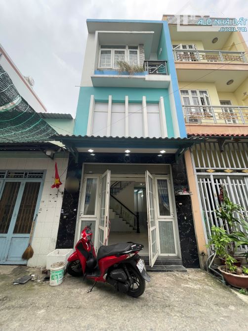 NHÀ ĐẸP KIÊN CỐ 3 TẦNG - 40M2 (4x10)- XE TẢI 7M THÔNG- 1/ LIÊN KHU 4-5 - SHR. CHỈ HƠN 3 TỶ