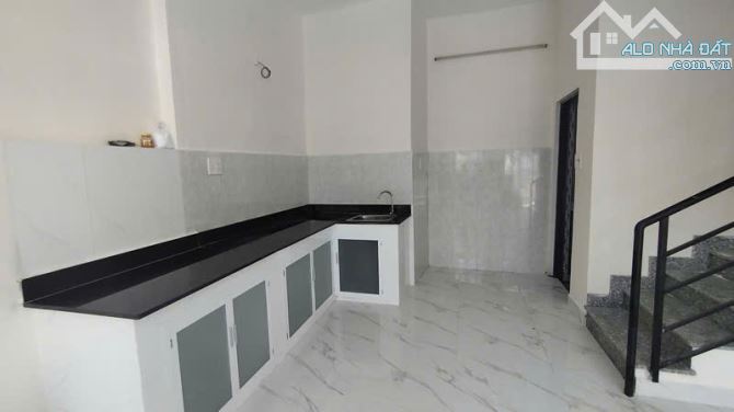 CHỈ 4.4 TỶ NHÀ 3 LẦU HUỲNH TẤN PHÁT,TÂN THUẬN ĐÔNG,QUẬN 7,DT 5 X 11M,3 PN,3 WC