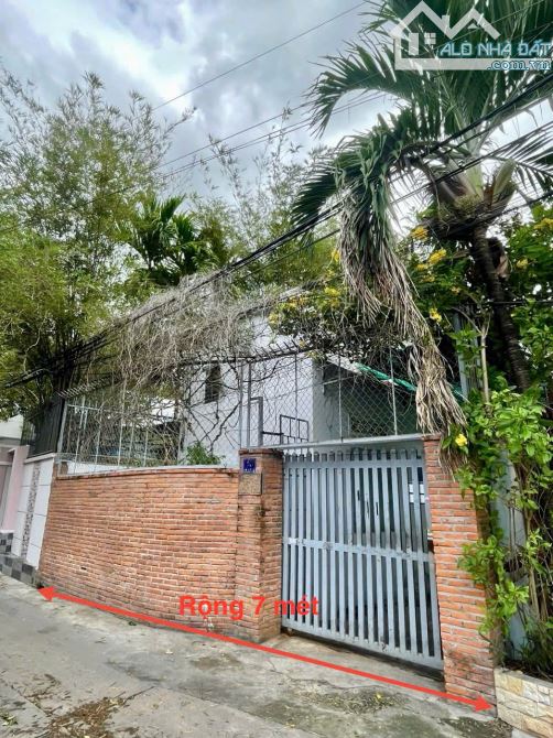 Bán nhà đường Nhà Thờ - Bắc Sơn, cách biển chỉ 400m, chiều ngang 7 mét