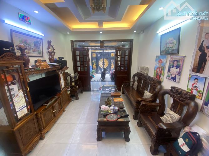 Nhà Mới Phạm Văn Bạch - DT 75m 2 Tầng - Giá Nhỉnh 7 Tỷ